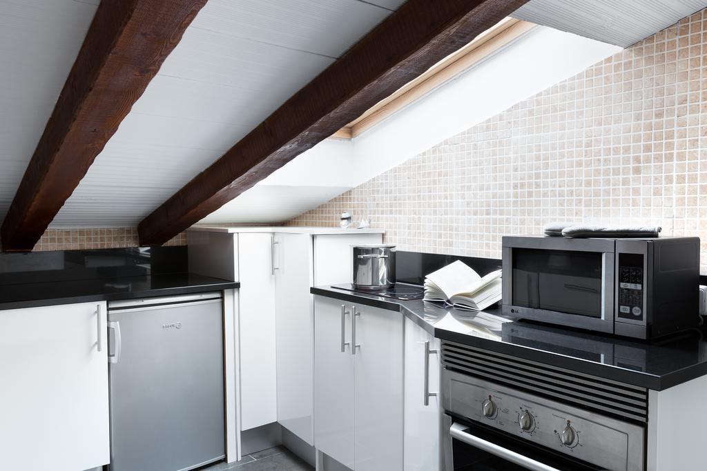 Carretas Attics Apartments Madrid Buitenkant foto